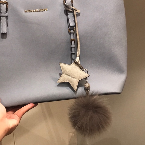 Michael Kors bag - Picture 2 of 15